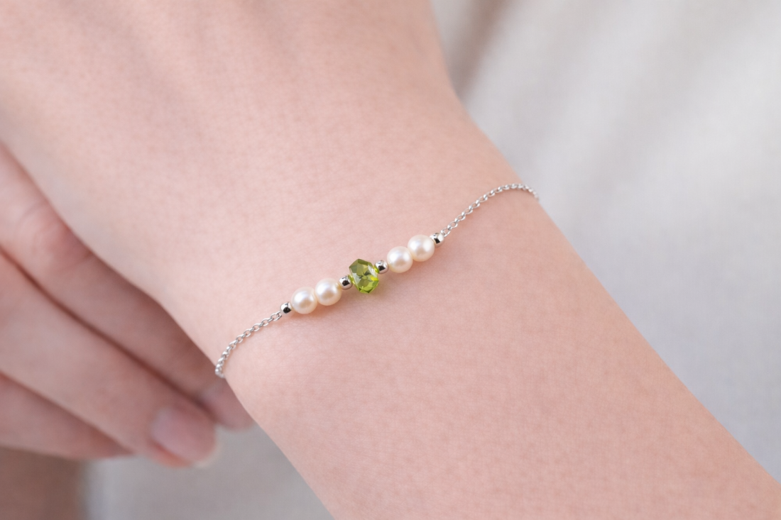 Olivín a říční perly